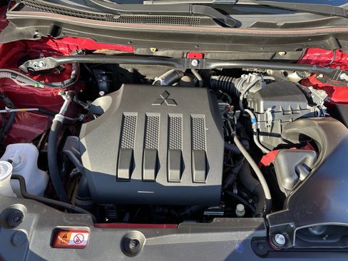 Used 2020 Mitsubishi Eclipse Cross ES image 29