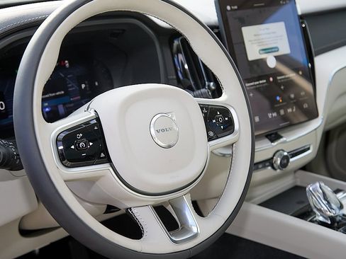 New 2026 Volvo XC60 B5 Ultra w/ Protection Package Premier image 14