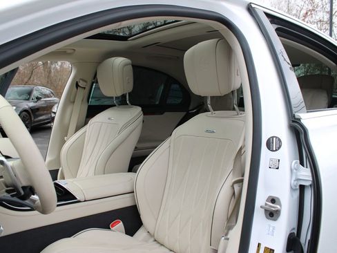 Used 2024 Mercedes-Benz S 63 AMG S image 9