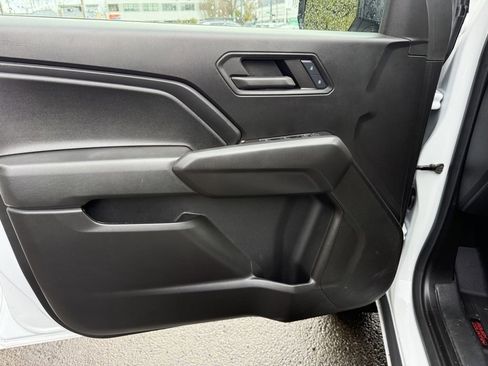 Used 2024 Chevrolet Colorado Trail Boss image 11