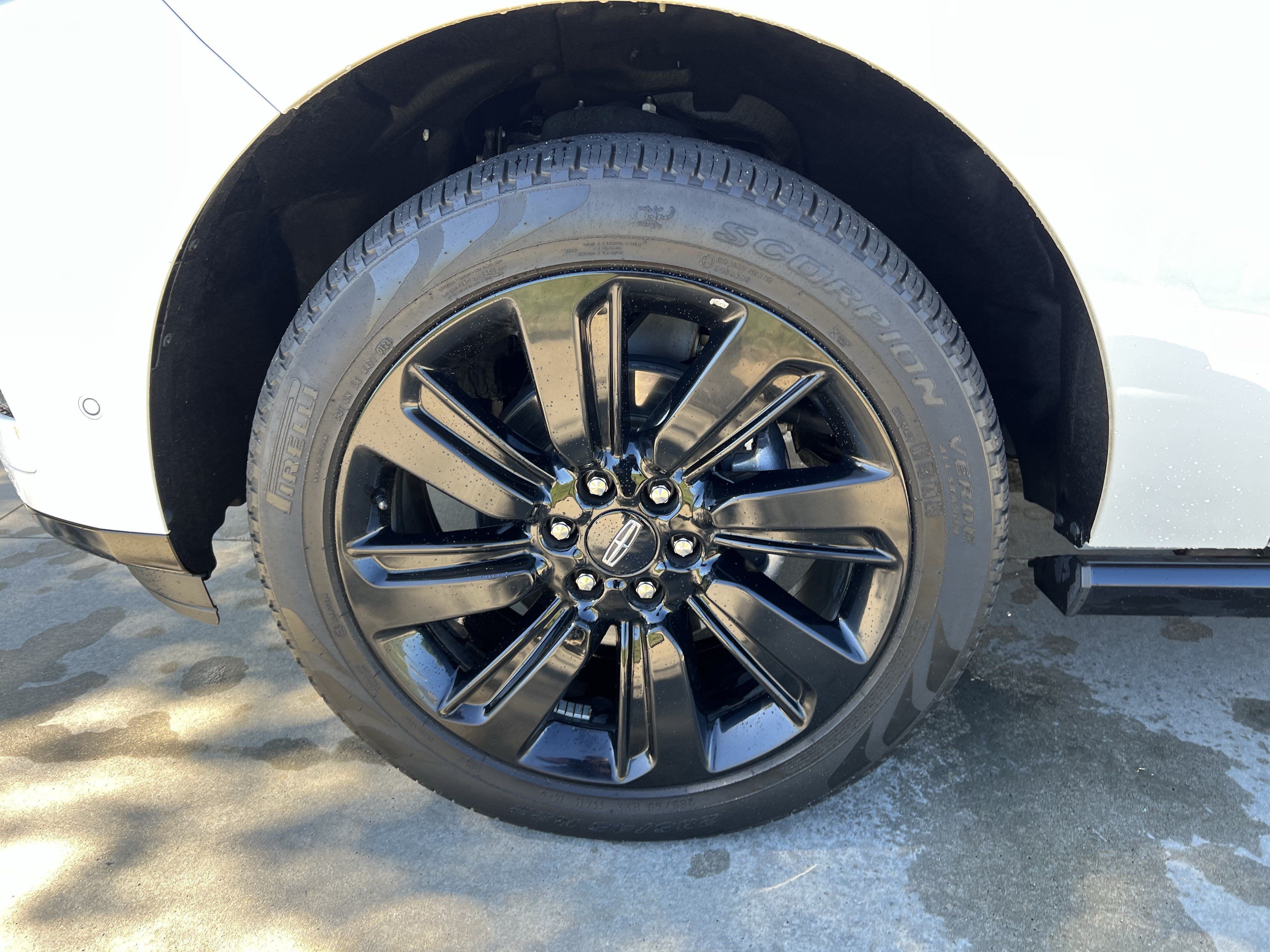 Used 2024 Lincoln Navigator L Reserve AWD/4WD image 13