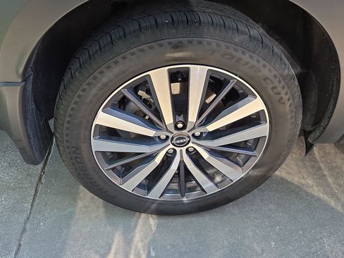 Used 2022 Nissan Pathfinder Platinum w/ Cargo Package AWD/4WD image 5