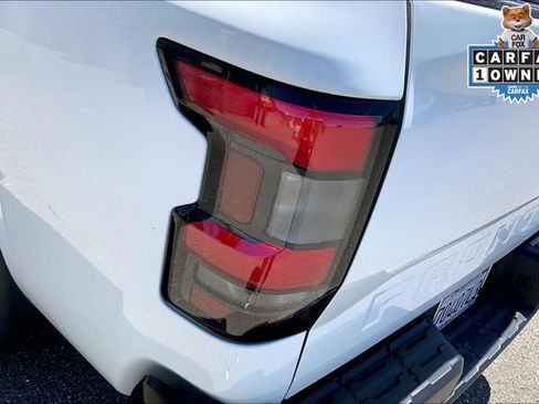 Used 2022 Nissan Frontier S w/ Technology Package RWD image 28