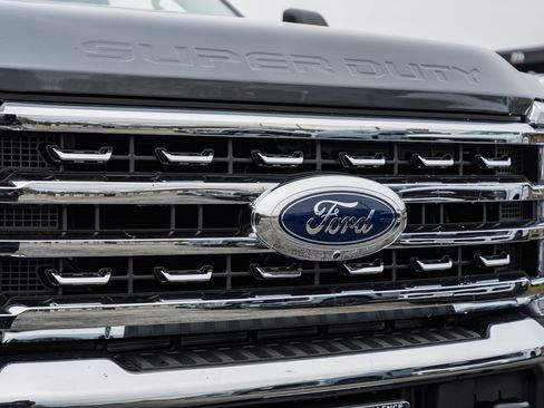 New 2026 Ford F250 XLT w/ XLT Premium Package image 10