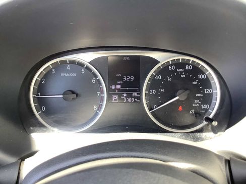 Used 2025 Nissan Kicks Play S FWD image 20