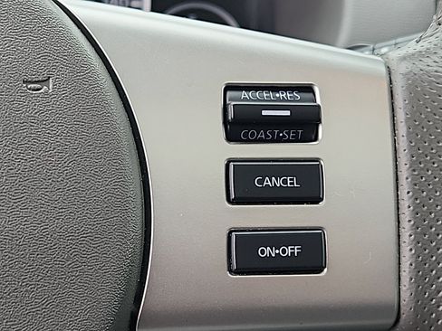 Used 2019 Nissan Frontier SL image 22