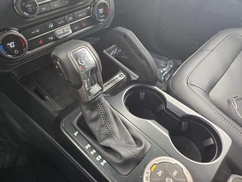 New 2025 Ford Bronco Big Bend w/ Black Diamond Package image 20