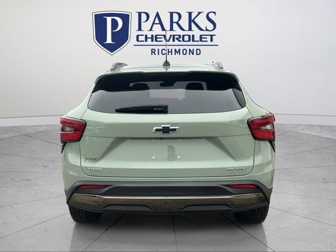 Used 2025 Chevrolet Trax ACTIV w/ Driver Confidence Package FWD image 6