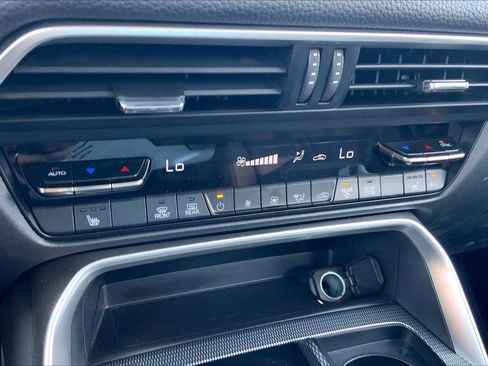 Used 2025 MAZDA CX-70 3.3 Turbo w/ Premium Package image 31