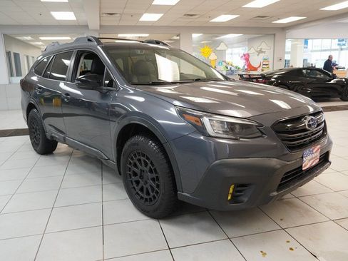 Used 2020 Subaru Outback Onyx Edition XT image 17