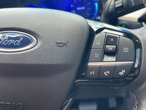 Used 2022 Ford Escape Titanium w/ Titanium Elite Package AWD/4WD image 18