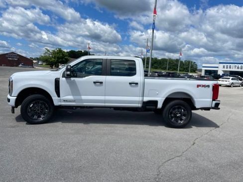 New 2026 Ford F250 XL w/ STX Appearance Package AWD/4WD image 9