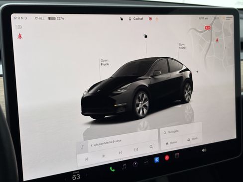 Used 2023 Tesla Model Y Long Range image 21