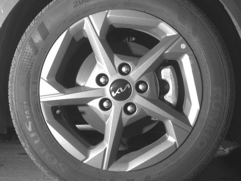 Used 2025 Kia K4 LXS image 13