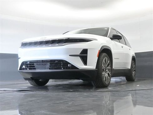 New 2025 Jeep Wagoneer S Limited image 48