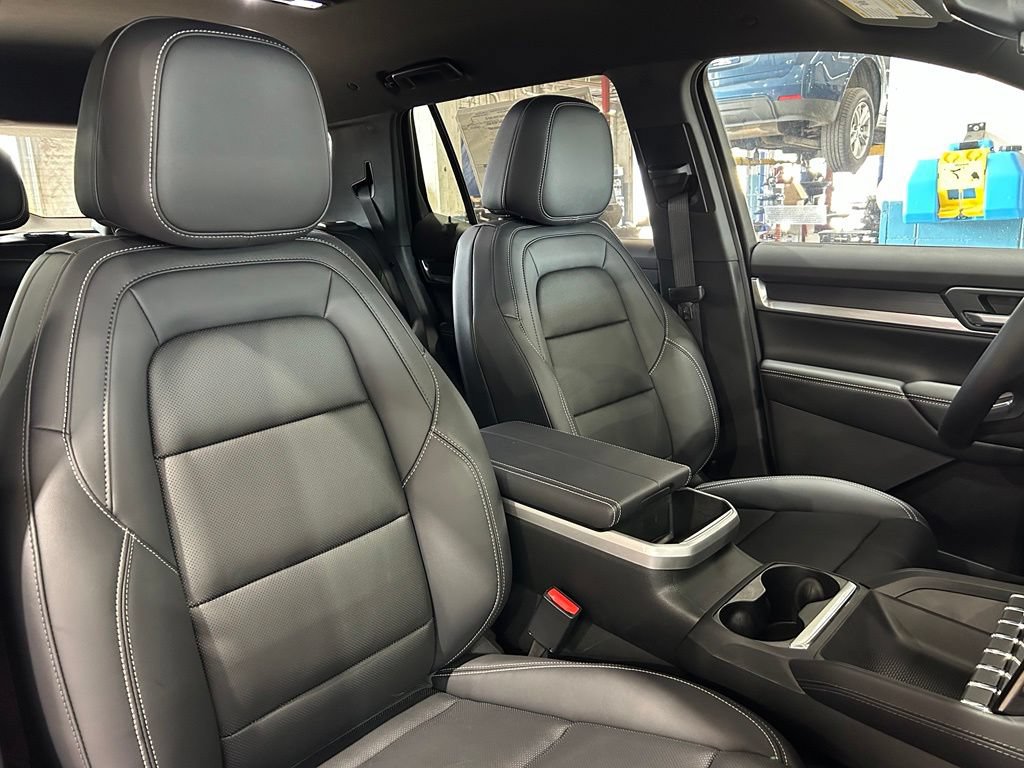 New 2026 GMC Terrain Elevation w/ Elevation Premium Package AWD/4WD image 42