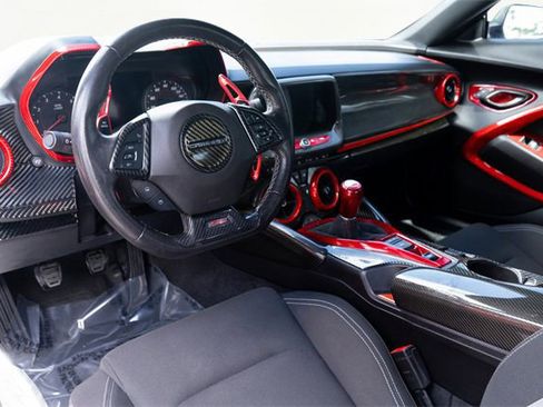 Used 2019 Chevrolet Camaro SS image 2