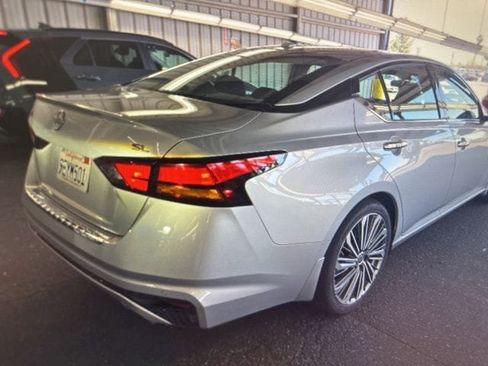 Used 2023 Nissan Altima 2.5 SL image 5