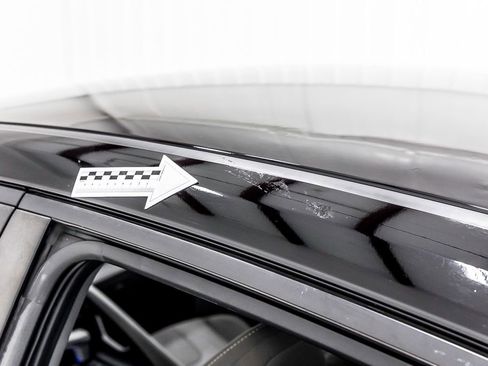 Used 2025 Hyundai Elantra SEL image 40