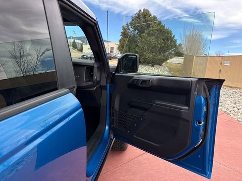 Certified 2025 Ford Bronco Badlands AWD/4WD image 29