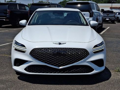 Used 2023 Genesis G70 2.0T AWD/4WD image 4