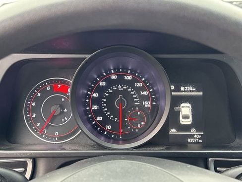 Used 2021 Hyundai Elantra SE image 14