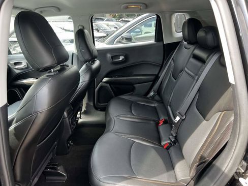 Used 2020 Jeep Compass Limited w/ Luxury Seat Group AWD/4WD image 10