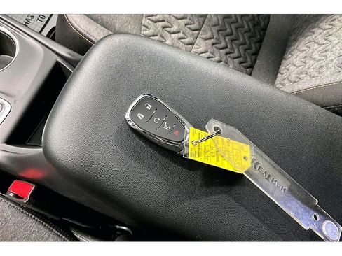 Used 2024 Chevrolet Equinox LT w/ LPO, Floor Liner Package AWD/4WD image 12