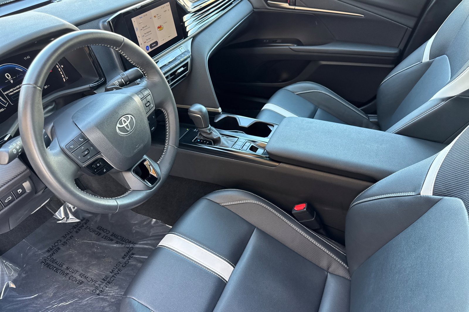 Used 2026 Toyota Camry SE FWD image 10