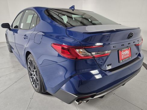 New 2026 Toyota Camry Hybrid FWD image 3