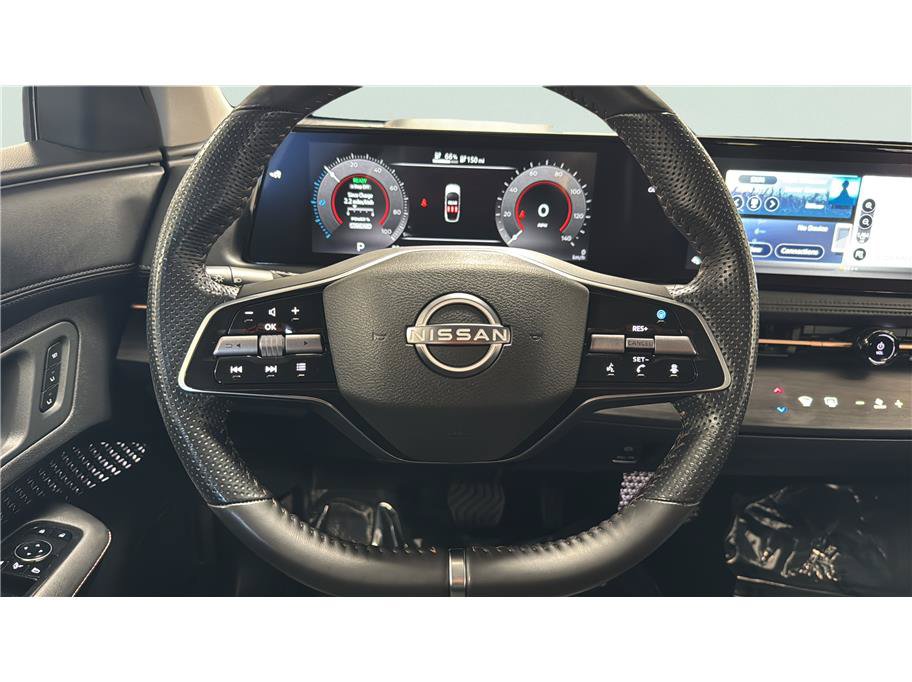 Used 2024 Nissan Ariya FWD image 32