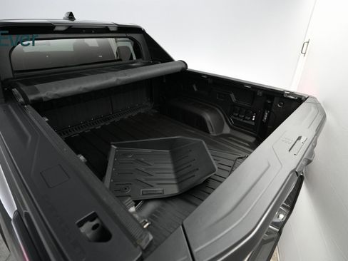 Used 2024 Chevrolet Silverado EV RST image 18