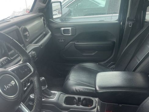 Used 2020 Jeep Gladiator Sport w/ Quick Order Package 24S image 4