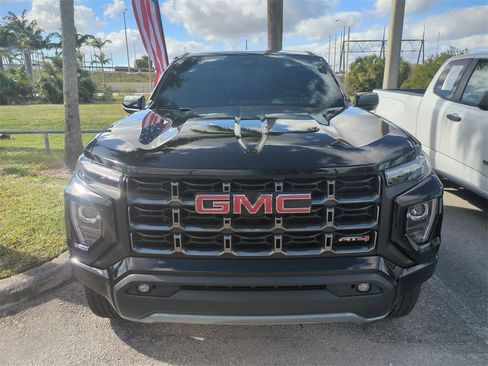 Used 2023 GMC Canyon AT4 w/ AT4 Premium Package image 3