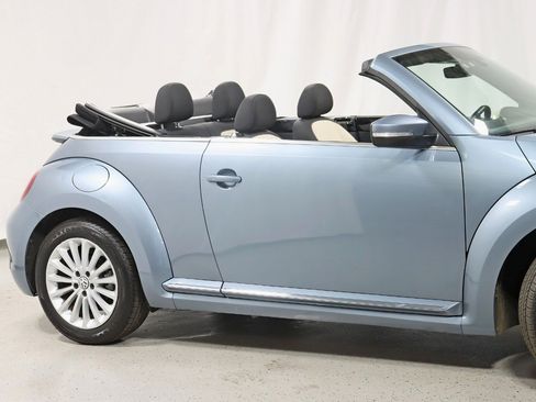 Used 2019 Volkswagen Beetle 2.0T S FWD image 5