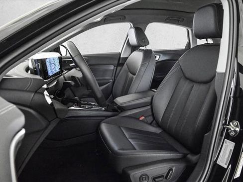 Used 2025 Audi A5 2.0T Premium w/ Convenience Package image 17