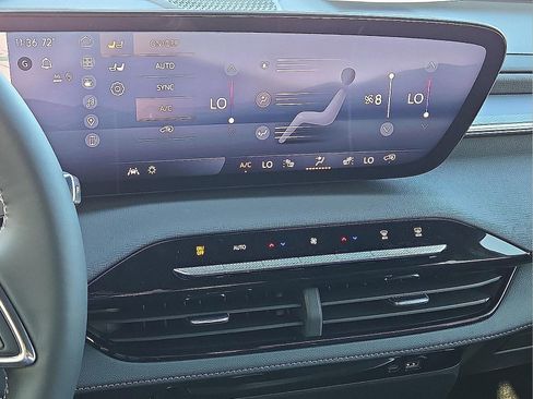 New 2026 Buick Enclave Sport Touring w/ Super Cruise Package FWD image 21