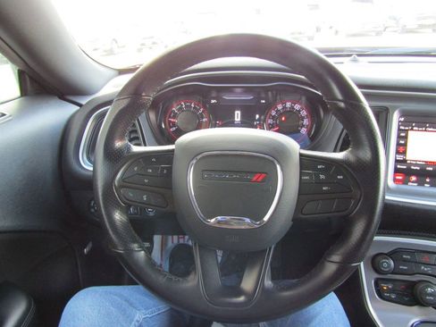 Used 2021 Dodge Challenger SXT w/ Driver Convenience Group image 23