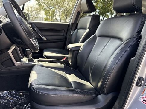 Used 2017 Subaru Forester 2.5i Touring image 11