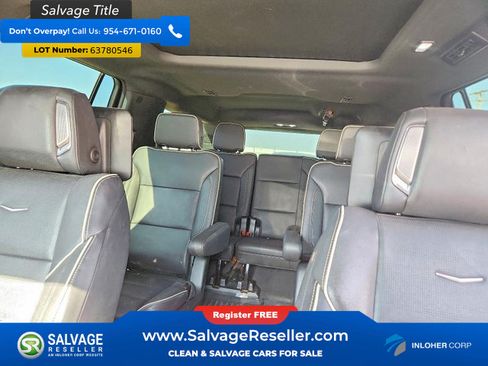 Used 2021 GMC Yukon XL SLT w/ SLT Premium Package AWD/4WD image 13