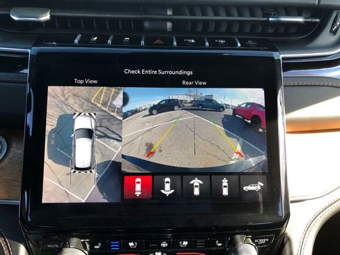 Certified 2022 Jeep Grand Cherokee L Summit image 36