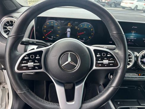 Used 2021 Mercedes-Benz GLB 250 image 15