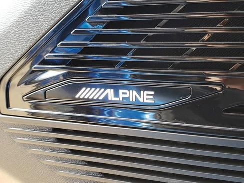 New 2026 Jeep Cherokee Limited image 10