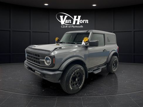 Used 2022 Ford Bronco 2-Door AWD/4WD image 3