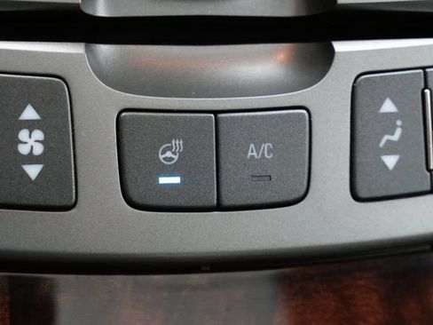 Used 2013 Buick LaCrosse Premium w/ Driver Confidence Package FWD image 25