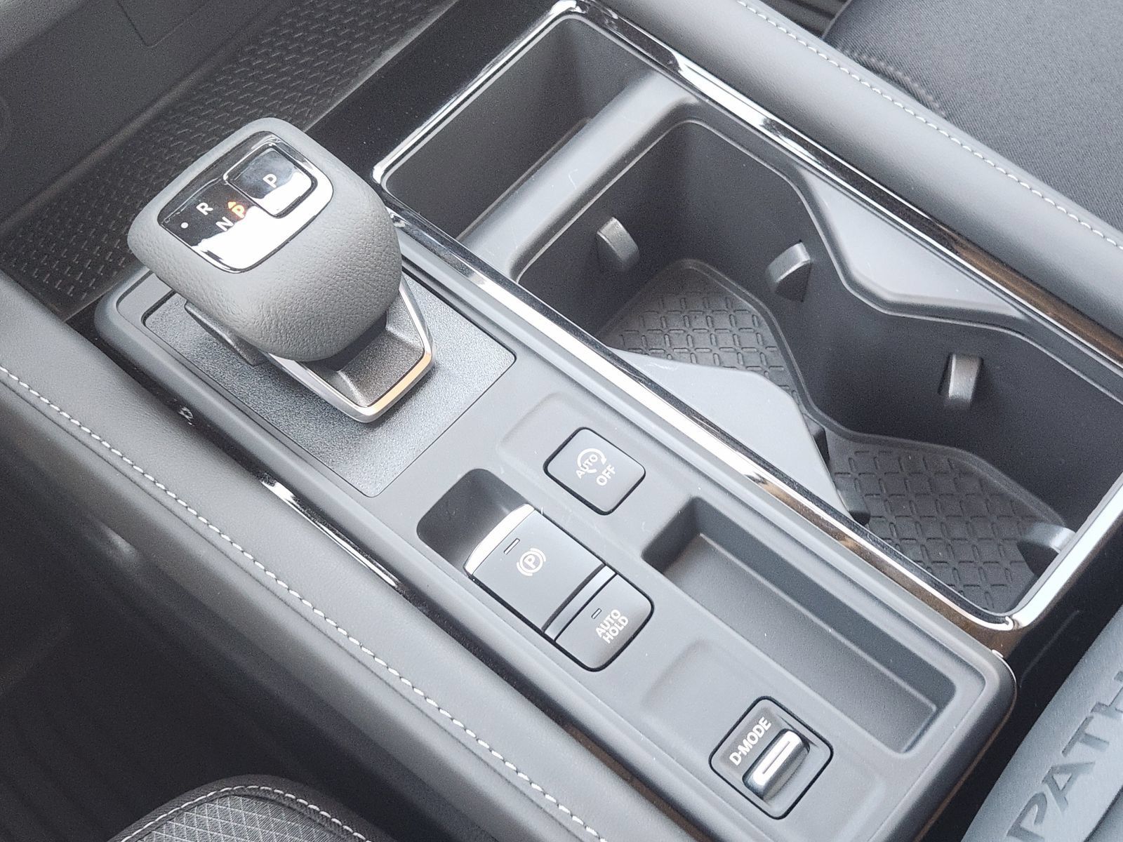 New 2026 Nissan Pathfinder SV FWD image 19