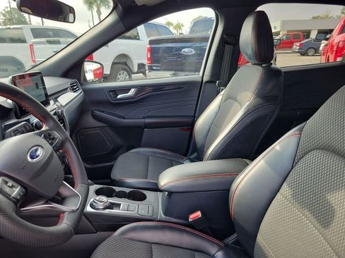 Used 2023 Ford Escape ST-Line image 14