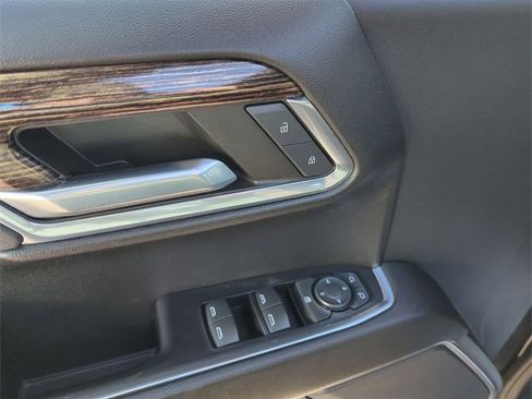 Used 2022 GMC Sierra 1500 Elevation image 22