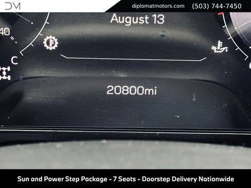 Used 2026 GMC Yukon Denali w/ Sun & Power Step Package AWD/4WD image 39