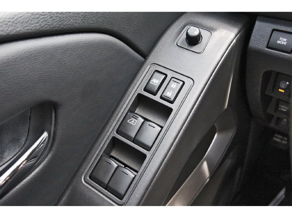 Certified 2025 Nissan Frontier SV w/ SV Convenience Package RWD image 21
